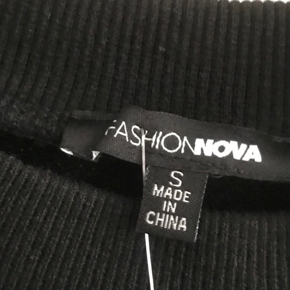 FASHION TOP 🖤 - Picture 4 of 5